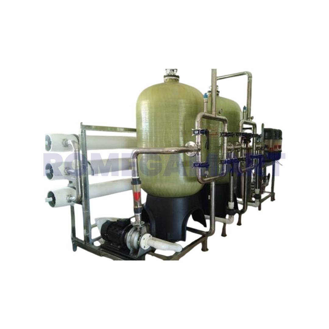 CWWS 15000 LPH Industrial RO Plant Green COlor FRP Material - CWWS India Private Limited