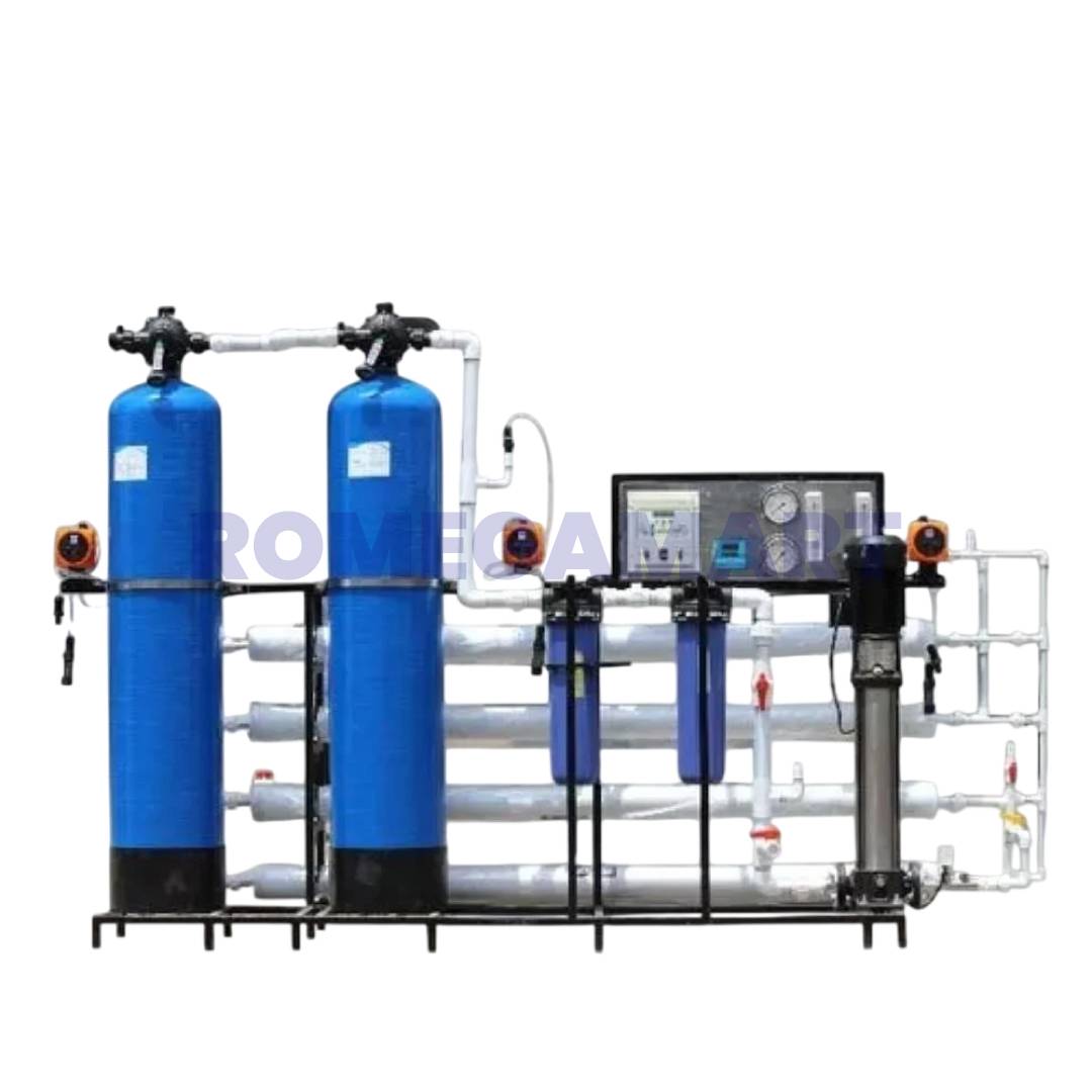 500 LPH Industrial RO Plant Blue Color FRP Material - Phoenix Fab