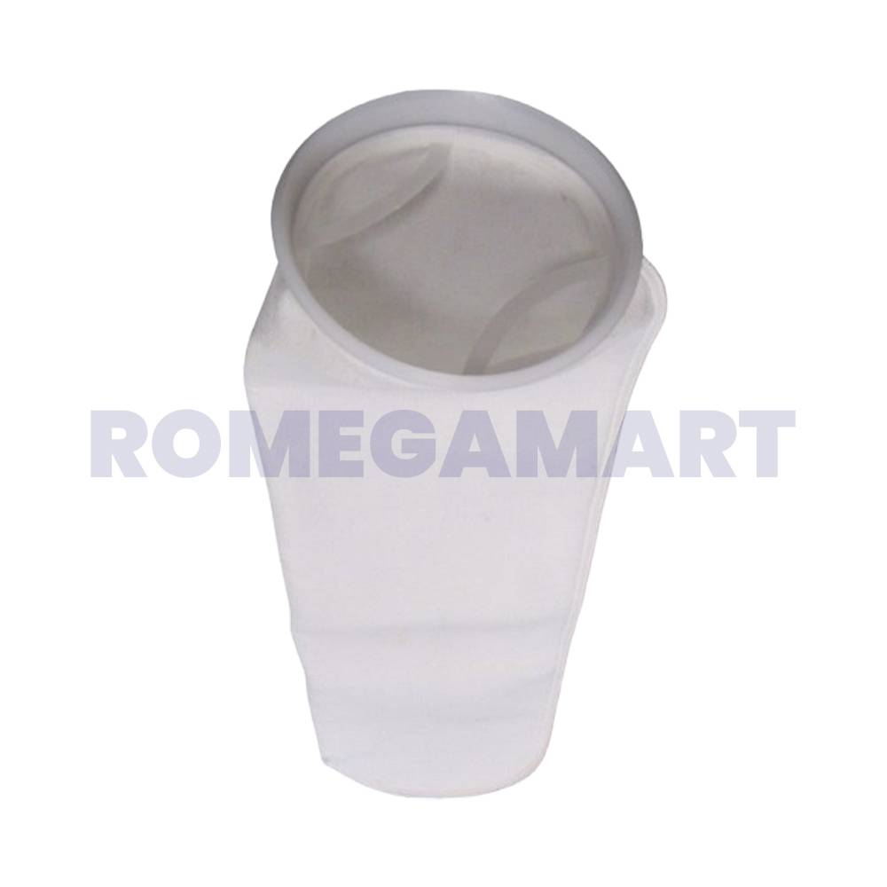 Filter Bag 85 Gram White Color Polypropylene Material For Industrial Use - MEDITECH PRODUCTS  